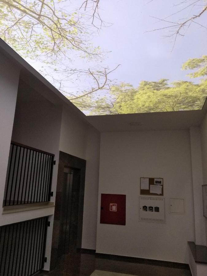 Studio Apartman Krila Wings- Parking In Garage 자그레브 외부 사진