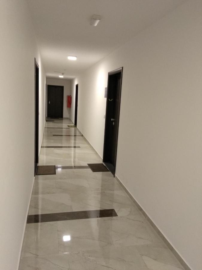 Studio Apartman Krila Wings- Parking In Garage 자그레브 외부 사진